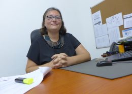 Julie Dubois, à son bureau de l'Unicef à Conakry
